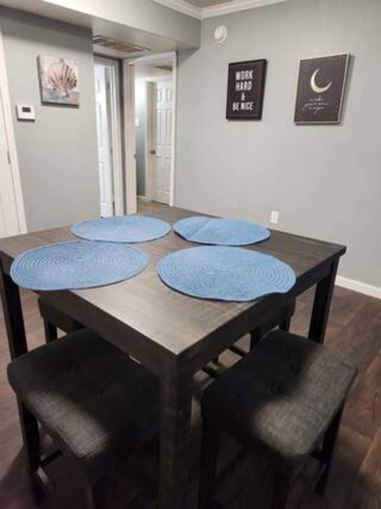 Blue Shark *B501* @ Medical Center 1Br Modern King Apartment With Private Patio Χιούστον Εξωτερικό φωτογραφία